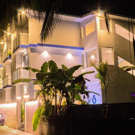 Silver County Hotel, Fuvahmulah - Maldives Bagian luar foto