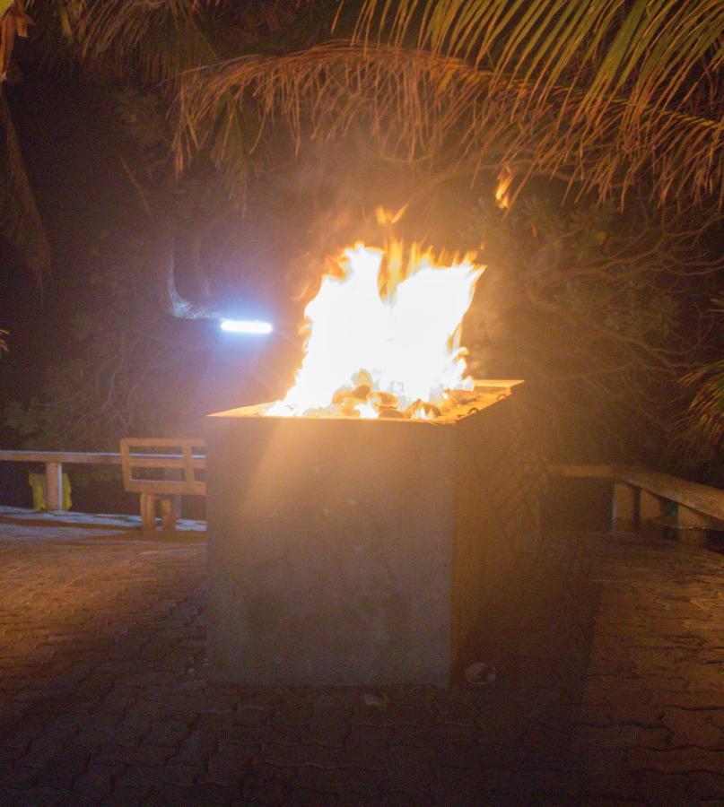 Silver County Hotel, Fuvahmulah - Maldives Bagian luar foto
